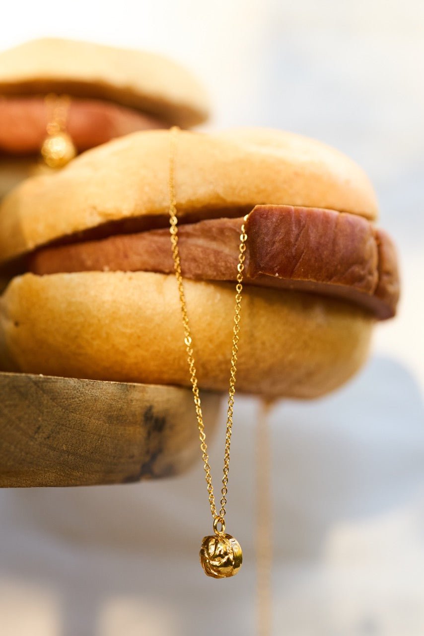 Leberkässemmel Kette - caliorjewelry