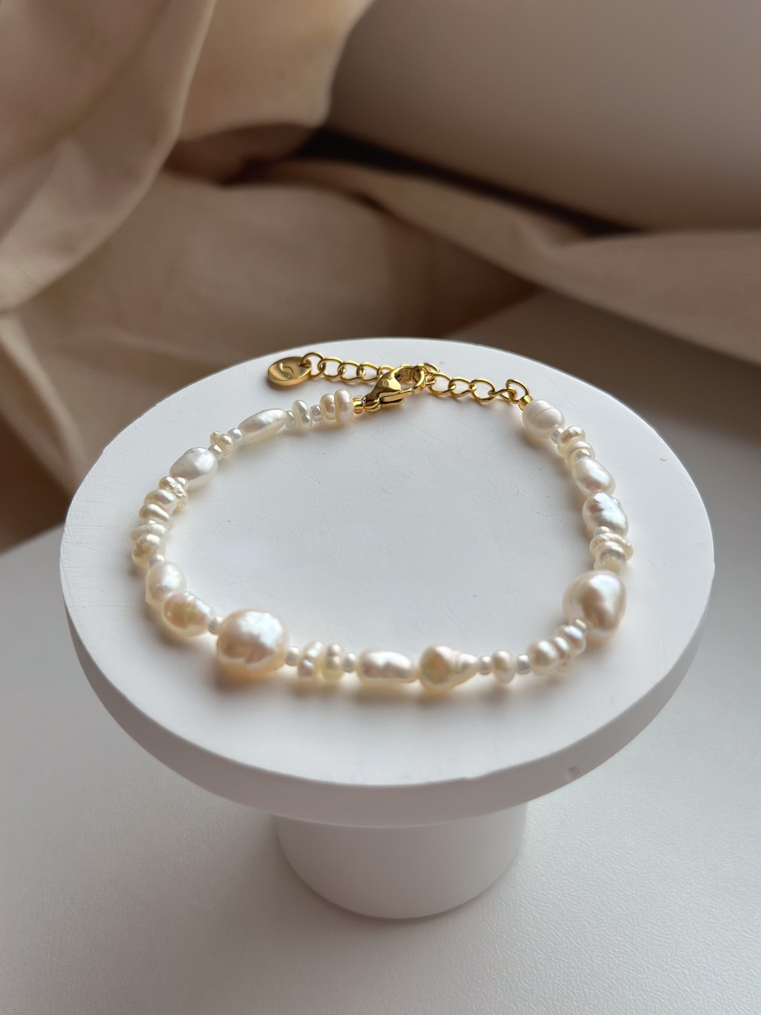 Sophias Pearls Bracelet - caliorjewelry